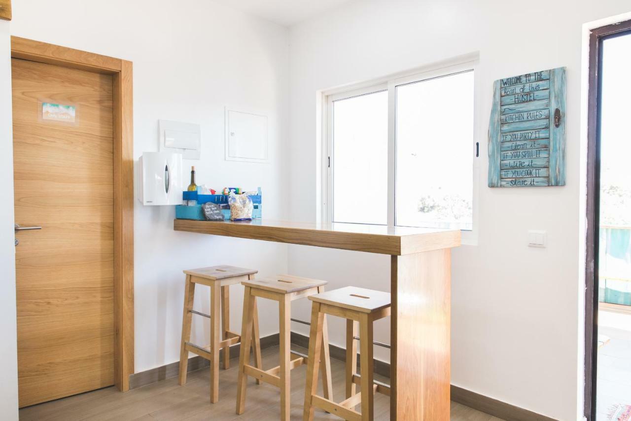 Raposeira  Good Feeling Hostel & Guest House מראה חיצוני תמונה