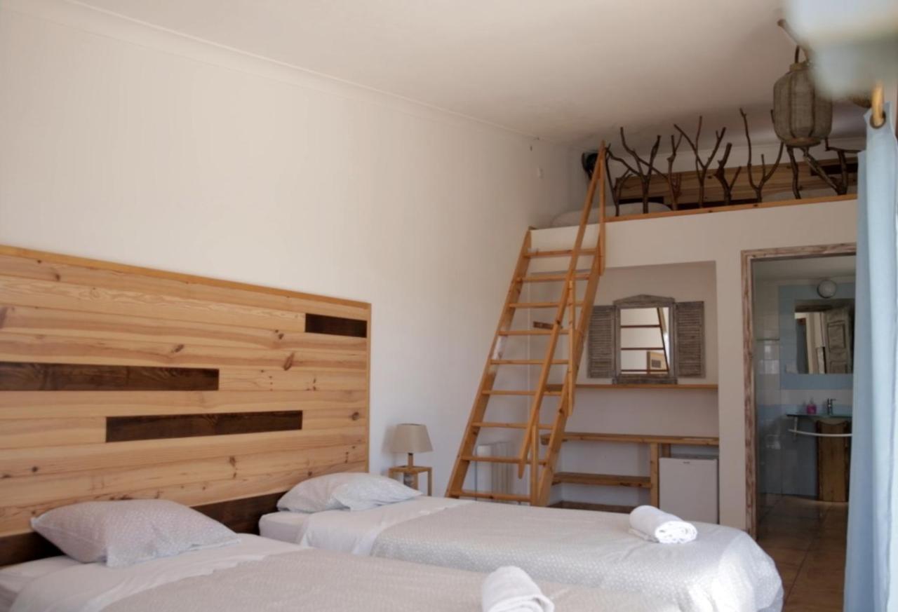 Raposeira  Good Feeling Hostel & Guest House מראה חיצוני תמונה